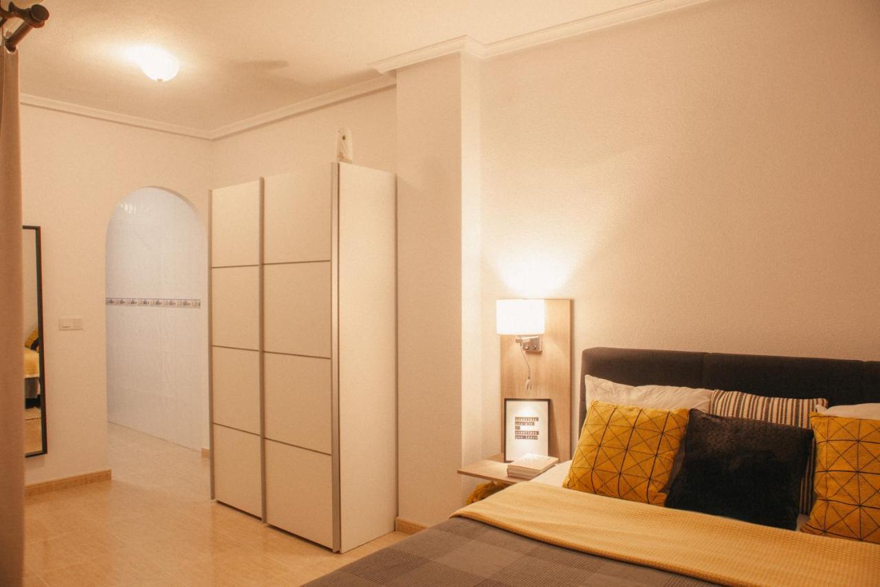 Aparthotel Costa Blanca Torrevieja Dış mekan fotoğraf