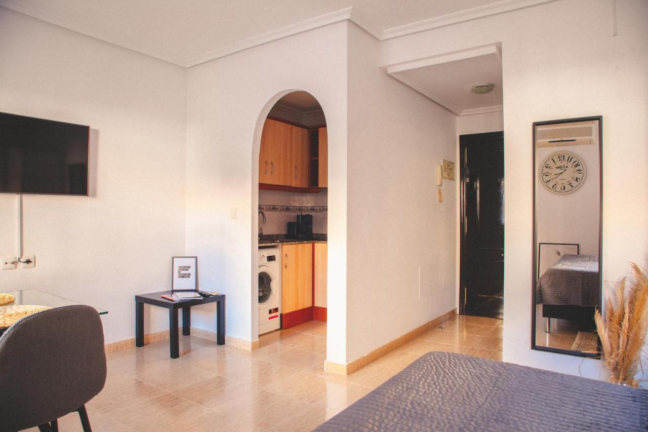 Aparthotel Costa Blanca Torrevieja Dış mekan fotoğraf